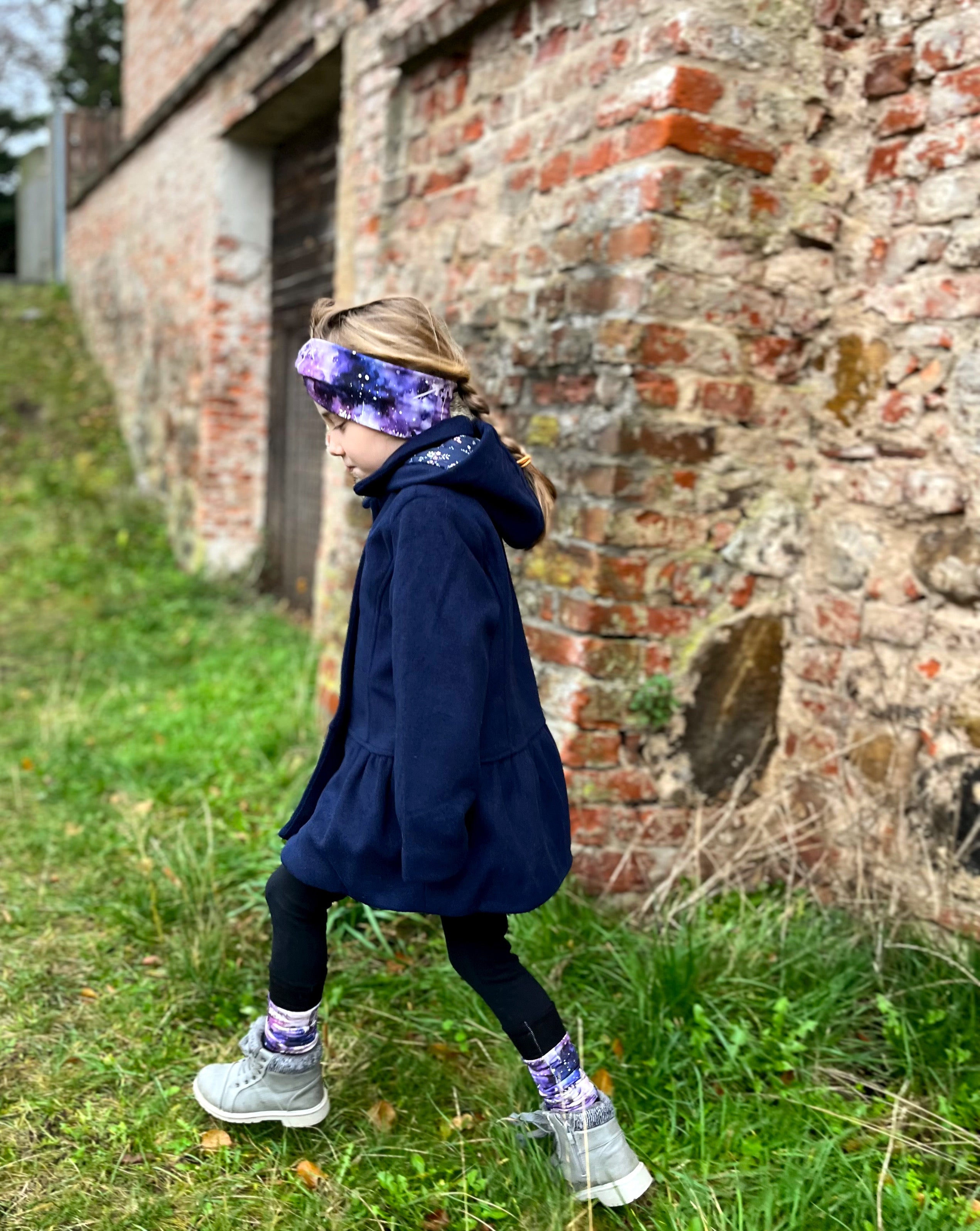 Violette Schneeflocken  Winterzeit Aktuelle Vorbestellung